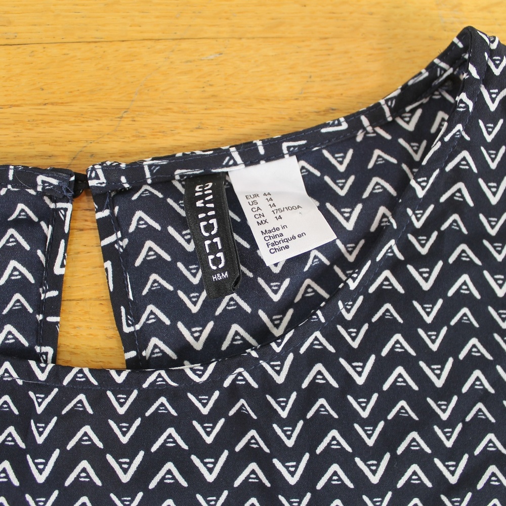 H&M Divided Blouse - Picture 5 of 5